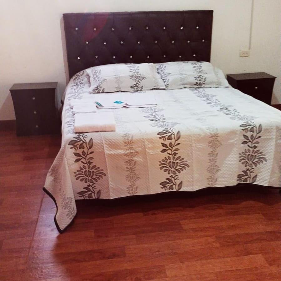 Hostal Spa Casa De Piedra Con Jacuzzi Santa Rosa de Cabal Ngoại thất bức ảnh