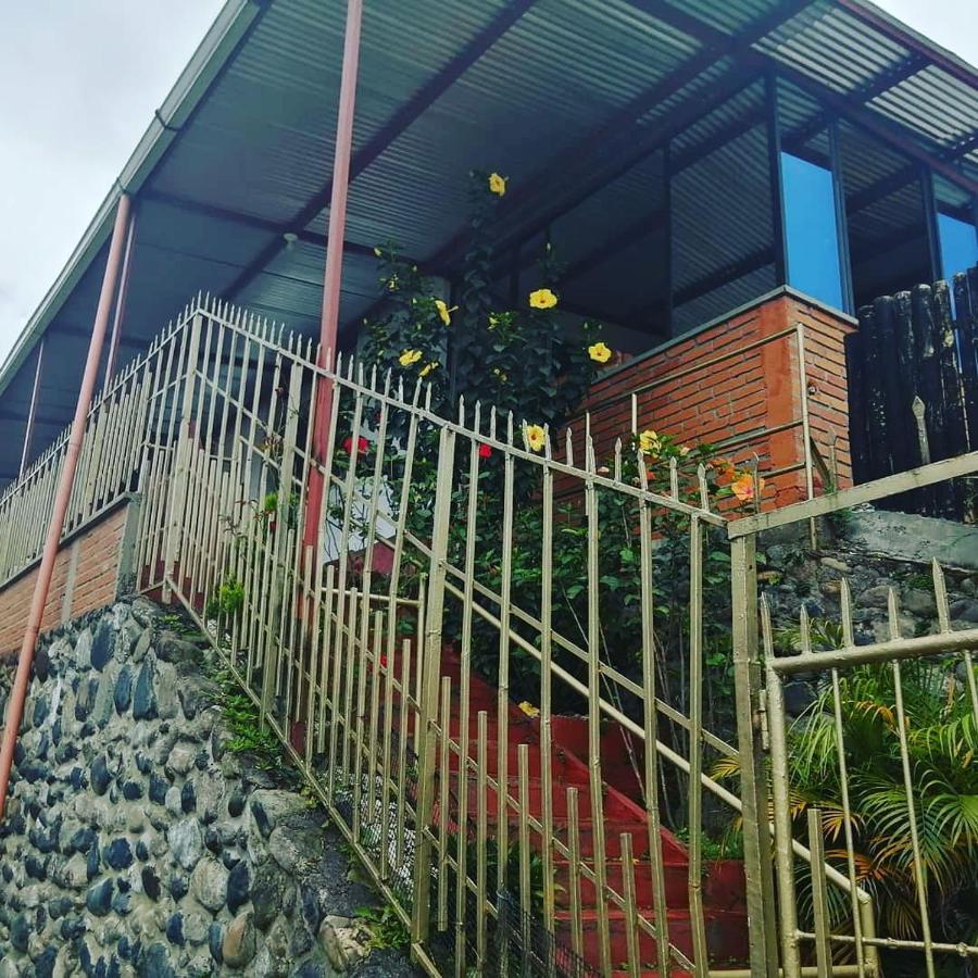 Hostal Spa Casa De Piedra Con Jacuzzi Santa Rosa de Cabal Ngoại thất bức ảnh