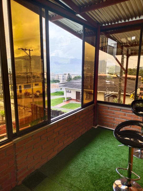 Hostal Spa Casa De Piedra Con Jacuzzi Santa Rosa de Cabal Ngoại thất bức ảnh