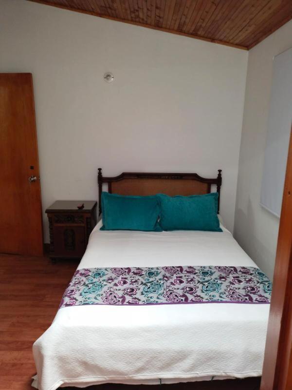 Hostal Spa Casa De Piedra Con Jacuzzi Santa Rosa de Cabal Ngoại thất bức ảnh